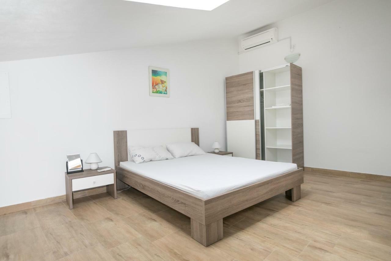 Elena Apartment Bale
