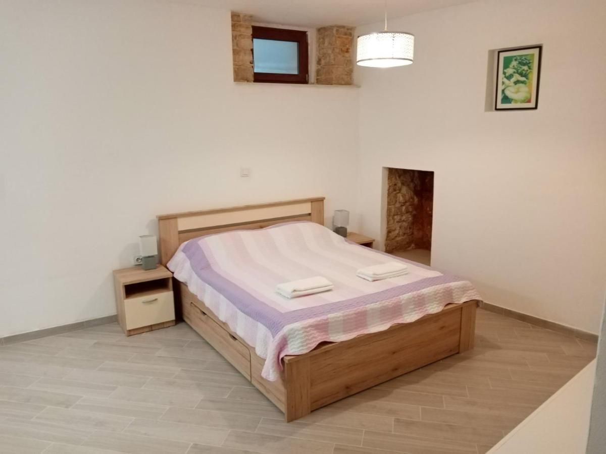 Elena Apartment Bale